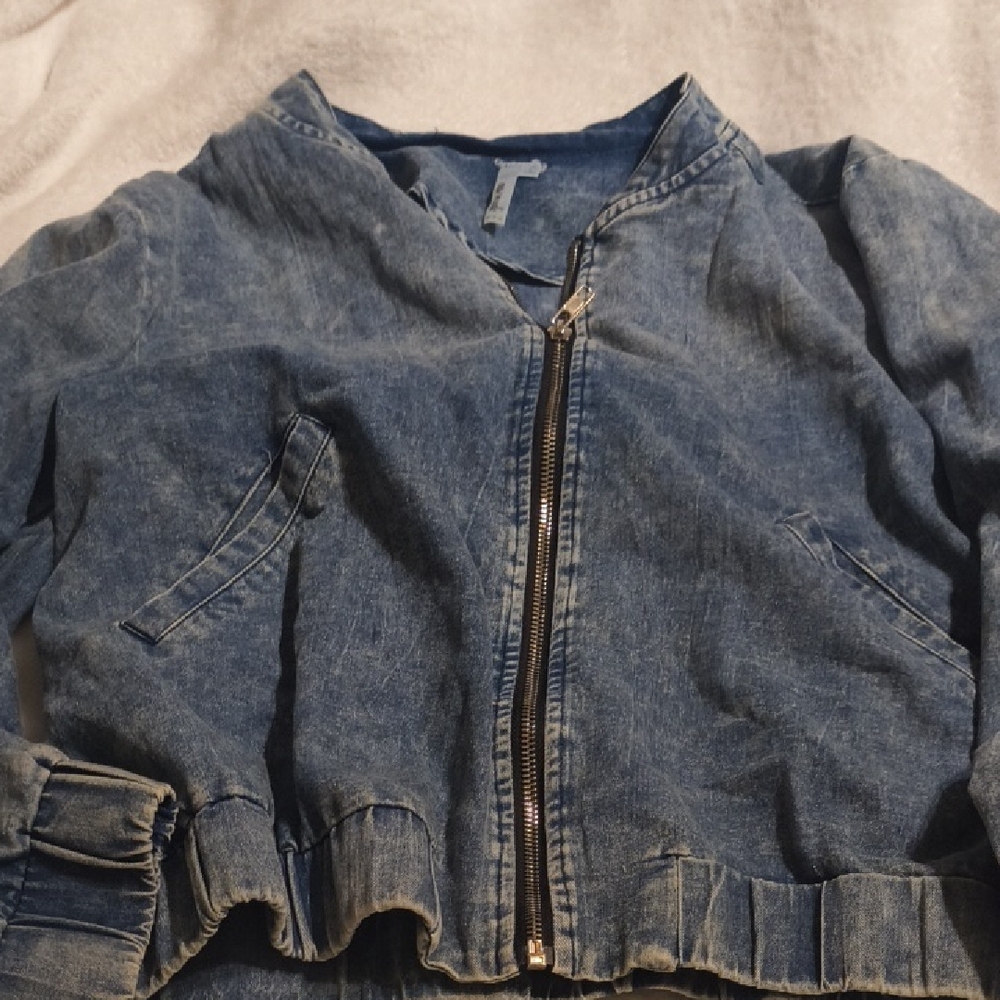 New Mode Jean Jacket Large